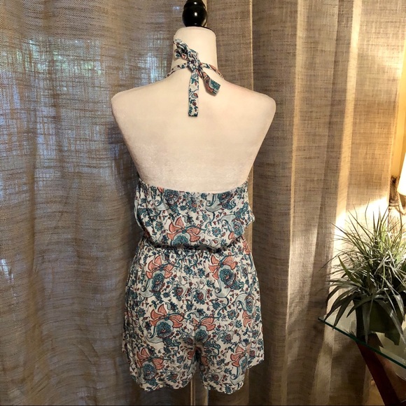 Kendall & Kylie Patterned Halter Romper - Picture 3 of 4